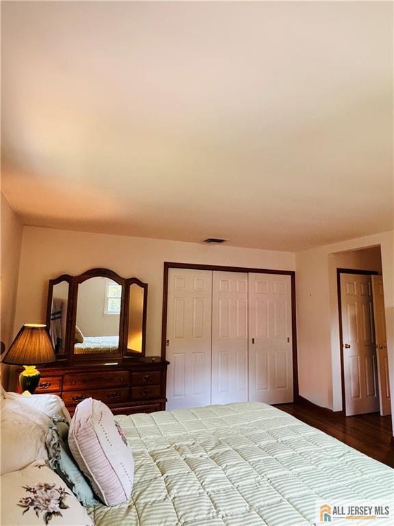 422 Franklin Road North Brunswick, NJ 08902 - Photo 11 of 51 Gallery Image 11