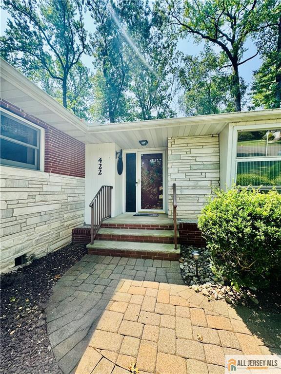 422 Franklin Road North Brunswick, NJ 08902 - Photo 3 of 51 Gallery Image 3