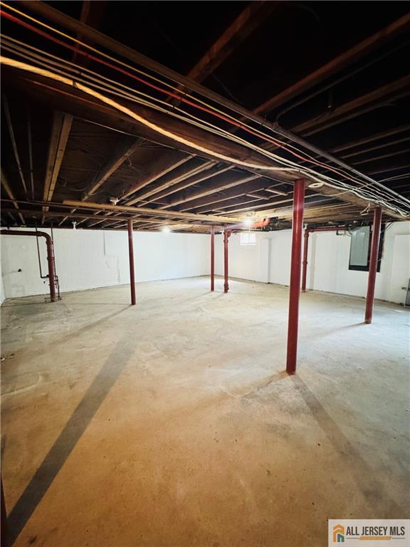 422 Franklin Road North Brunswick, NJ 08902 - Photo 47 of 51 Gallery Image 47