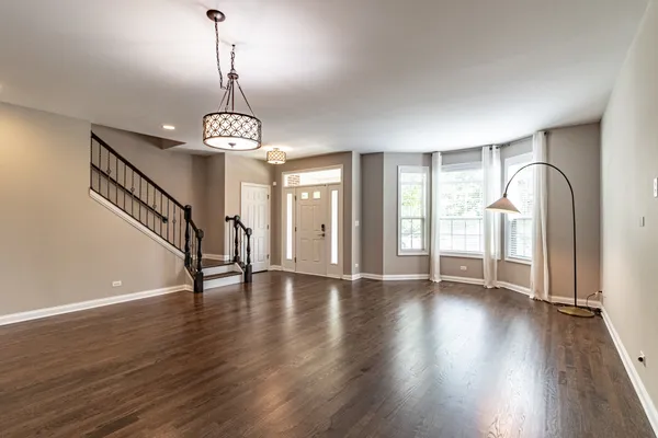 $769,000 | 2460 Violet Street, Glenview, IL 60026