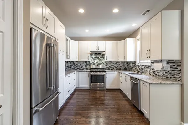 $769,000 | 2460 Violet Street, Glenview, IL 60026