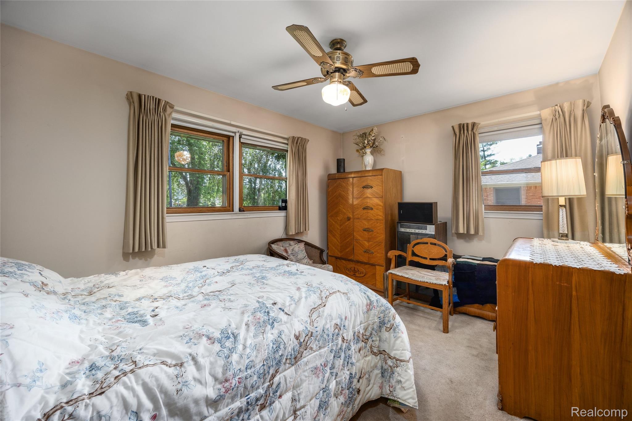 20432 Meridian Road Grosse Ile, MI 48138 - Photo 12 of 18 Bedroom two of three alternate view