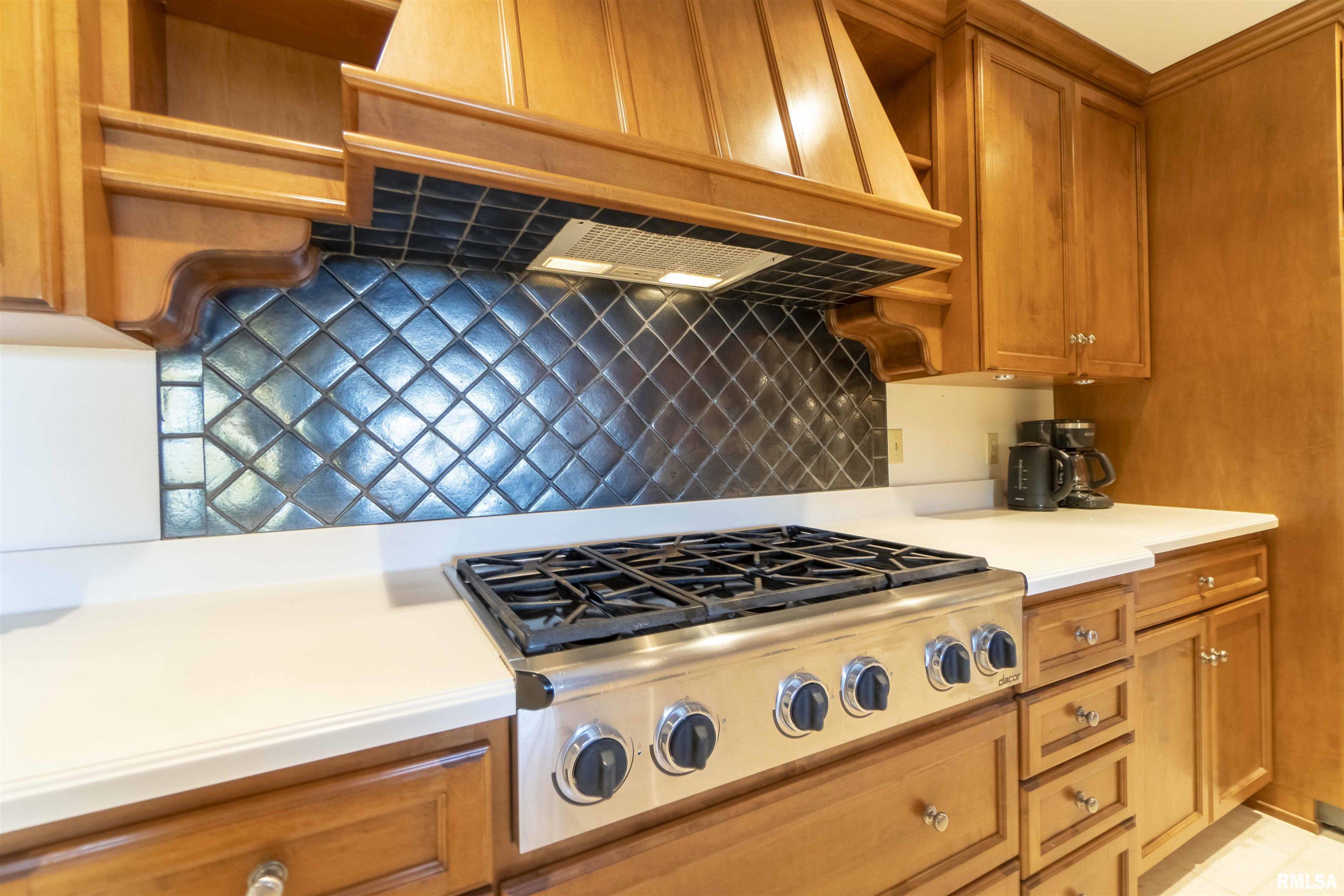 9318 North Picture Ridge Road Peoria, IL 61615 - Photo 17 of 56 Gallery Image 17