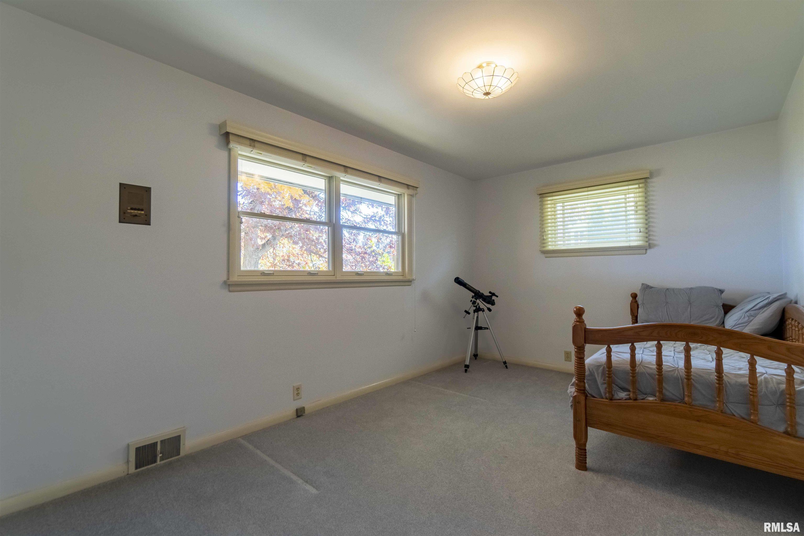 9318 North Picture Ridge Road Peoria, IL 61615 - Photo 32 of 56 Gallery Image 32