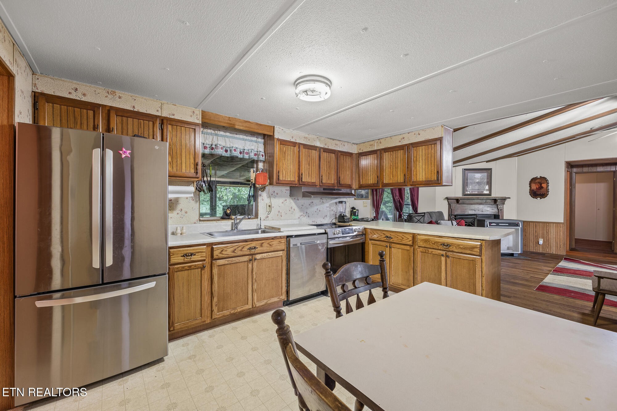 1345 Midway Road Crossville, TN 38572 - Photo 7 of 8