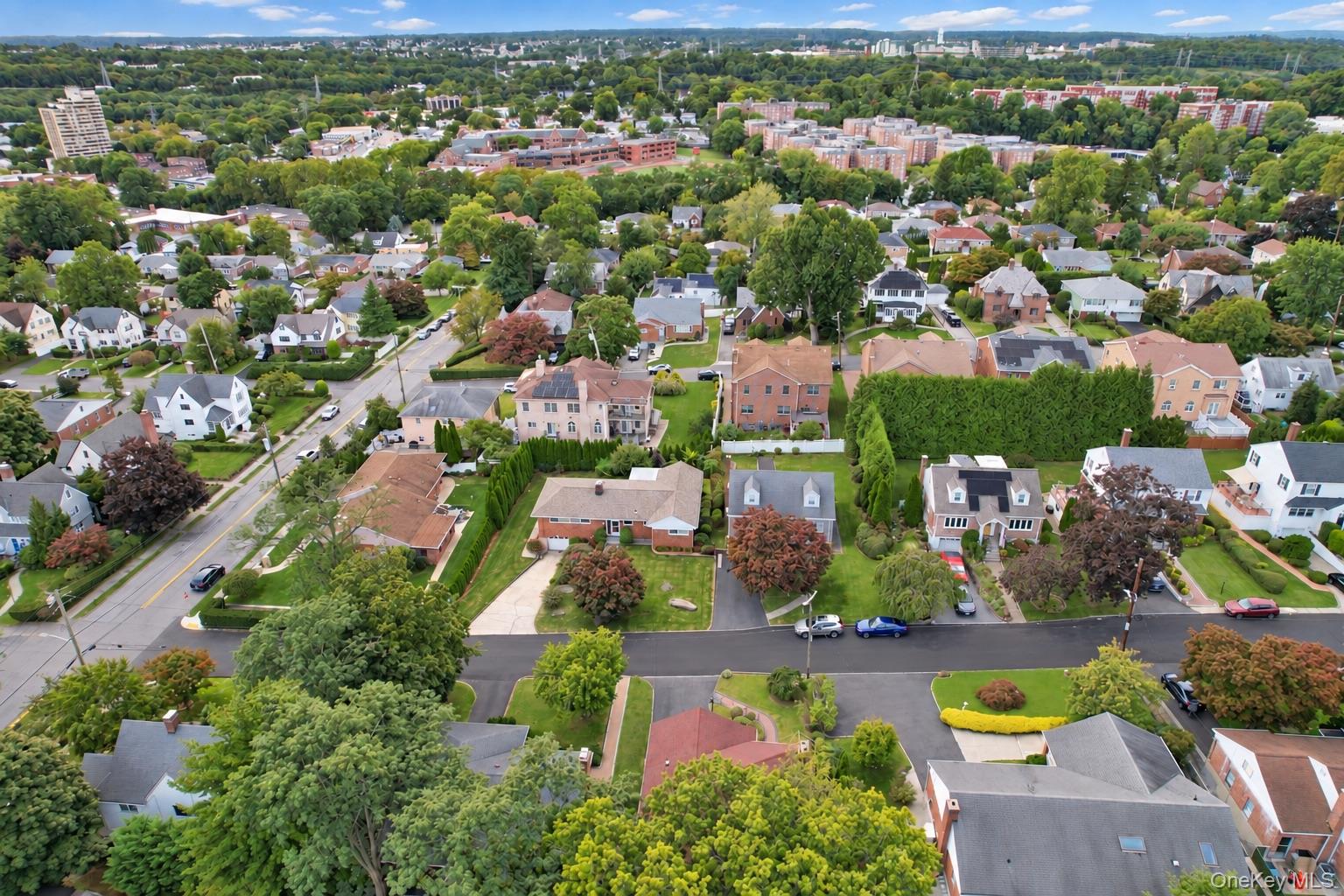 72 Mohawk Road Yonkers, NY 10710 - Photo 48 of 50 Gallery Image 48