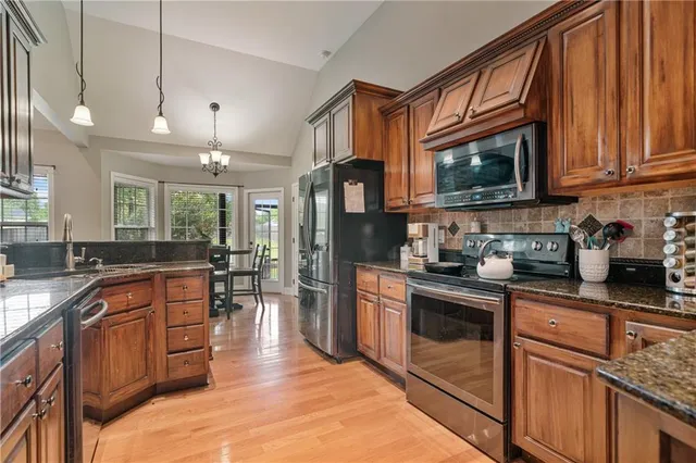 $389,900 | 166 Woodford Way Southeast, Calhoun, GA 30701