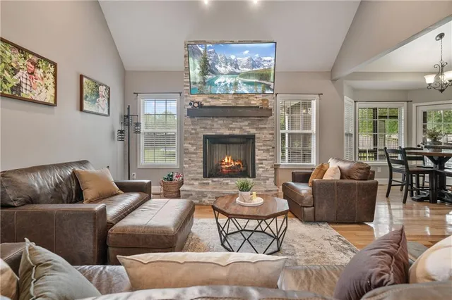 $389,900 | 166 Woodford Way Southeast, Calhoun, GA 30701