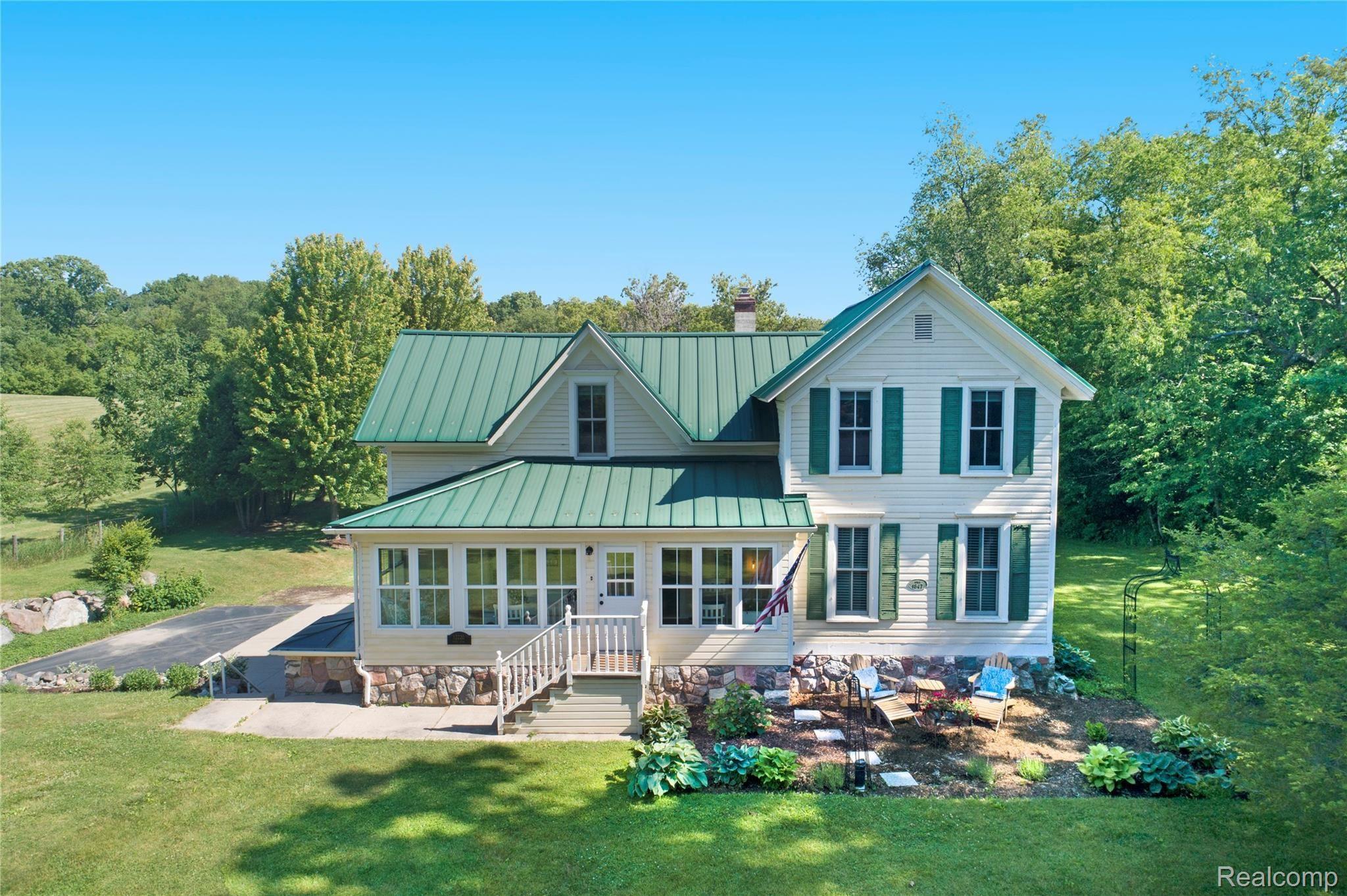 12220 Scott Road Davisburg, MI 48350 - Photo 1 of 48 DJI_0496.jpg