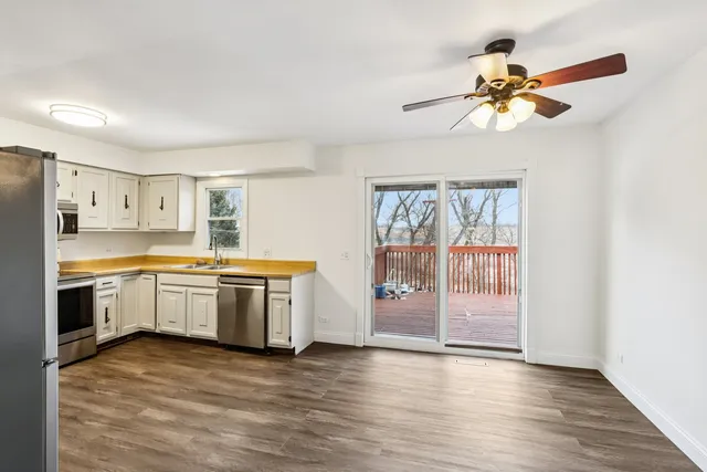 $317,000 | 413 Plum Street, Lake In The Hills, IL 60156