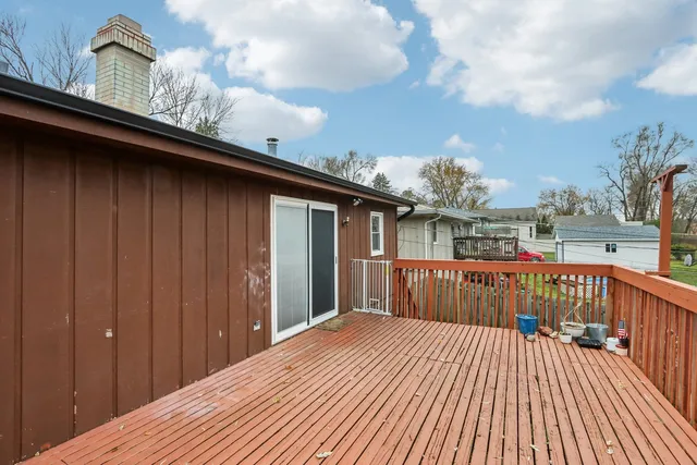 $317,000 | 413 Plum Street, Lake In The Hills, IL 60156