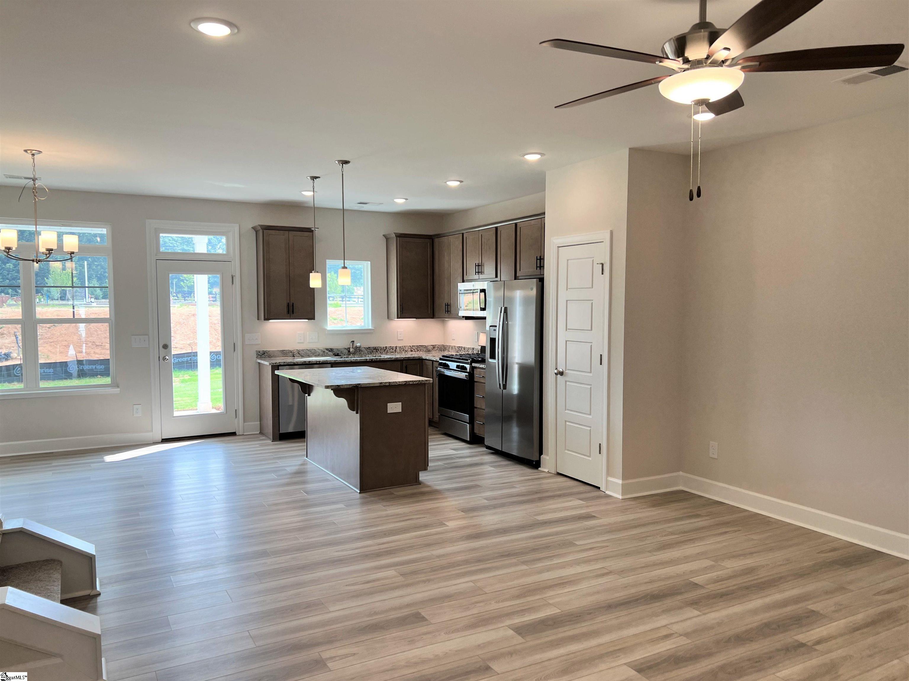 114 Callen Drive Greenville, SC 29607 - Photo 4 of 20