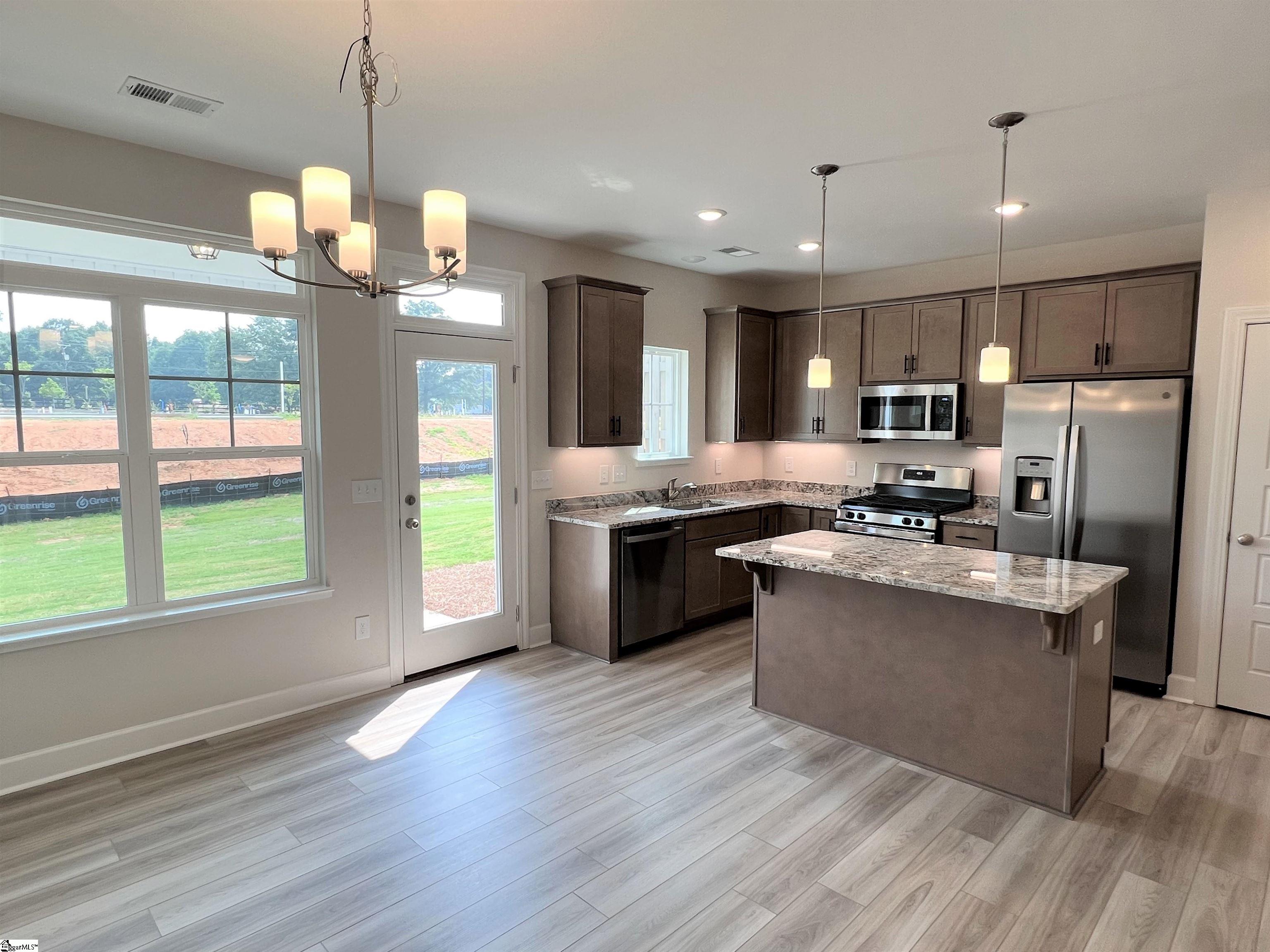 114 Callen Drive Greenville, SC 29607 - Photo 5 of 20