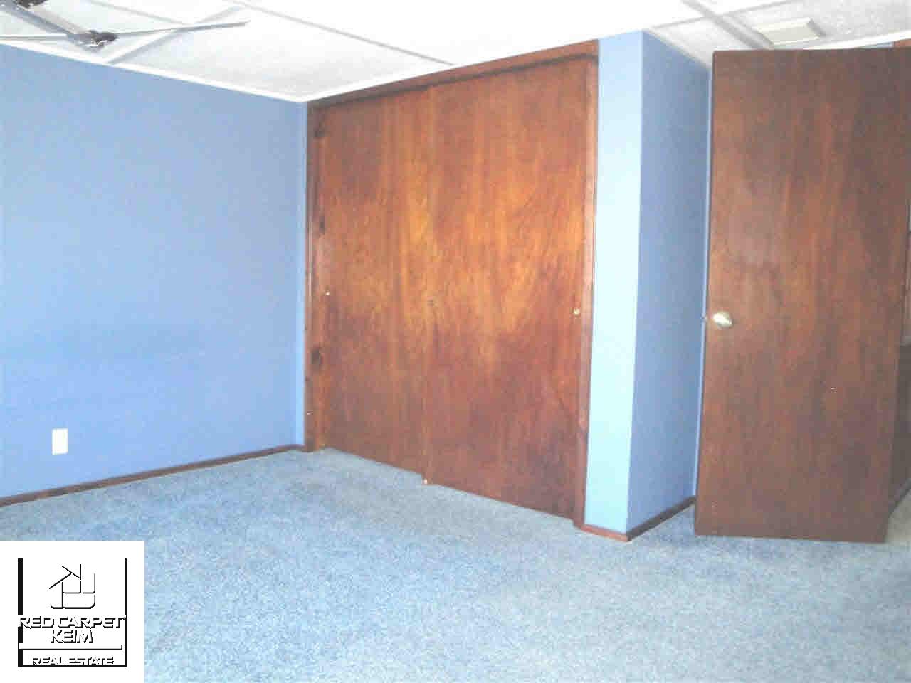1238 West Bristol Road Flint, MI 48507 - Photo 2 of 22 21427866-1.JPG