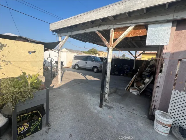 a view of a garage with stuff