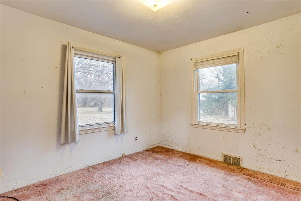 2201 South Richfield Road Wichita, KS 67207 - Photo 16 of 27