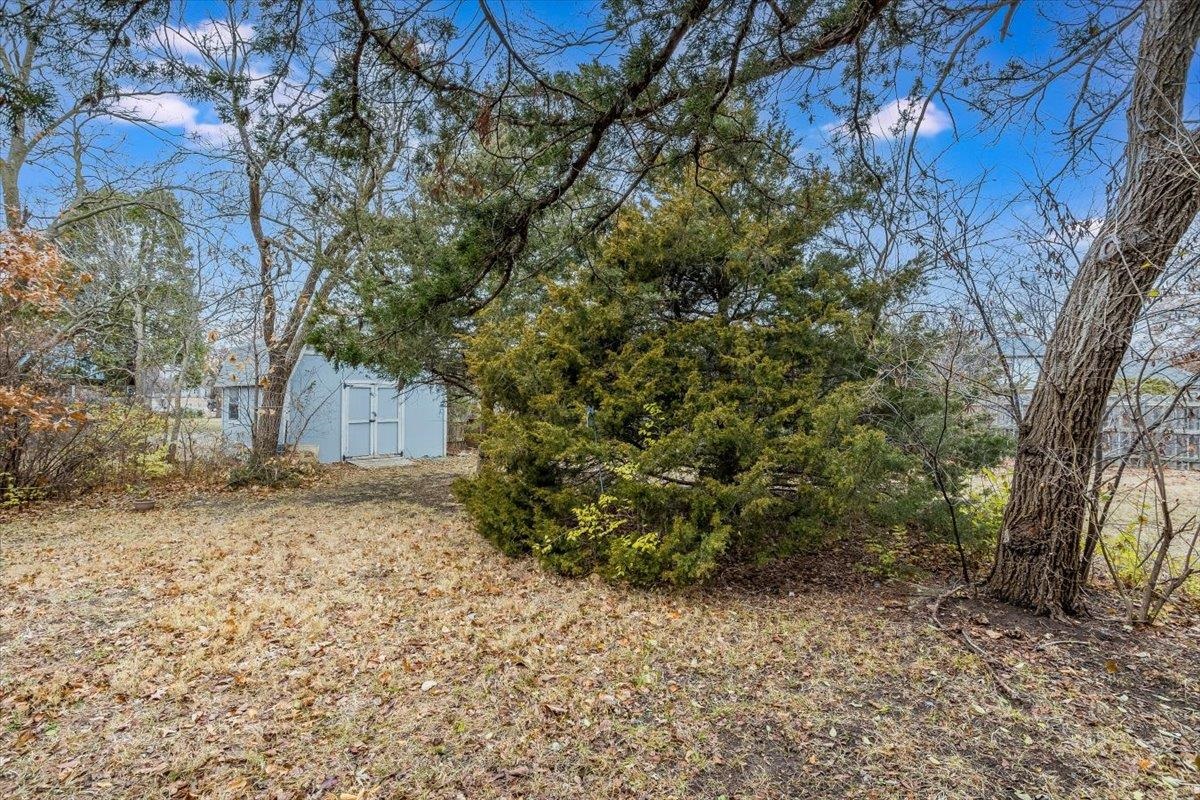 2201 South Richfield Road Wichita, KS 67207 - Photo 21 of 27