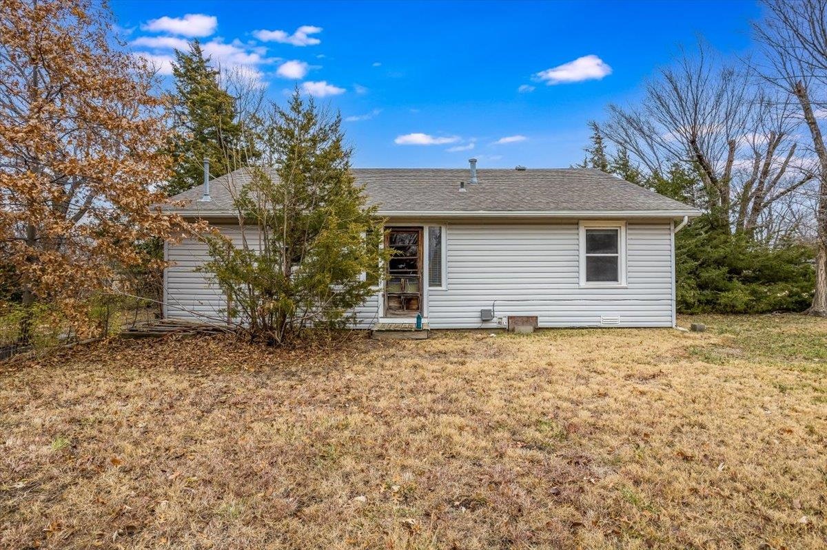 2201 South Richfield Road Wichita, KS 67207 - Photo 26 of 27