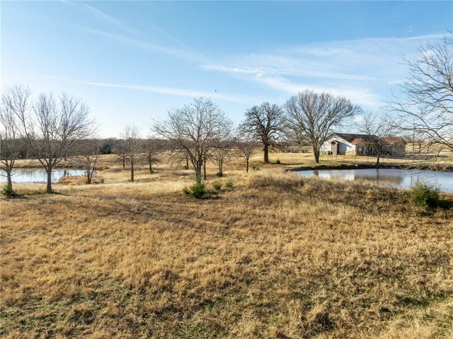 $769,000 | 5600 County Road 304, Grandview, TX 76050