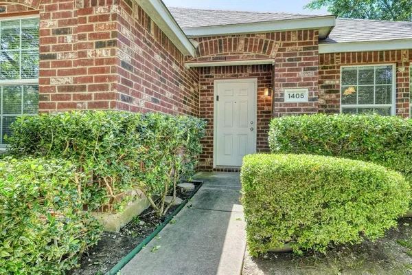 $2,350 | 1405 Cedar Springs Drive, Allen, TX 75002
