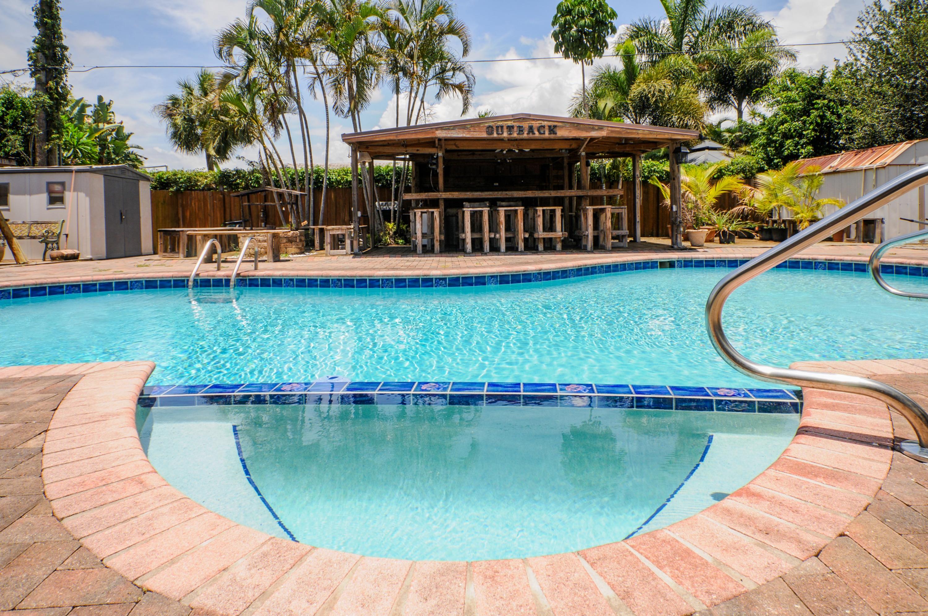33 Southwest 12th Avenue Boca Raton, FL 33486 - Photo 13 of 25 Large pool