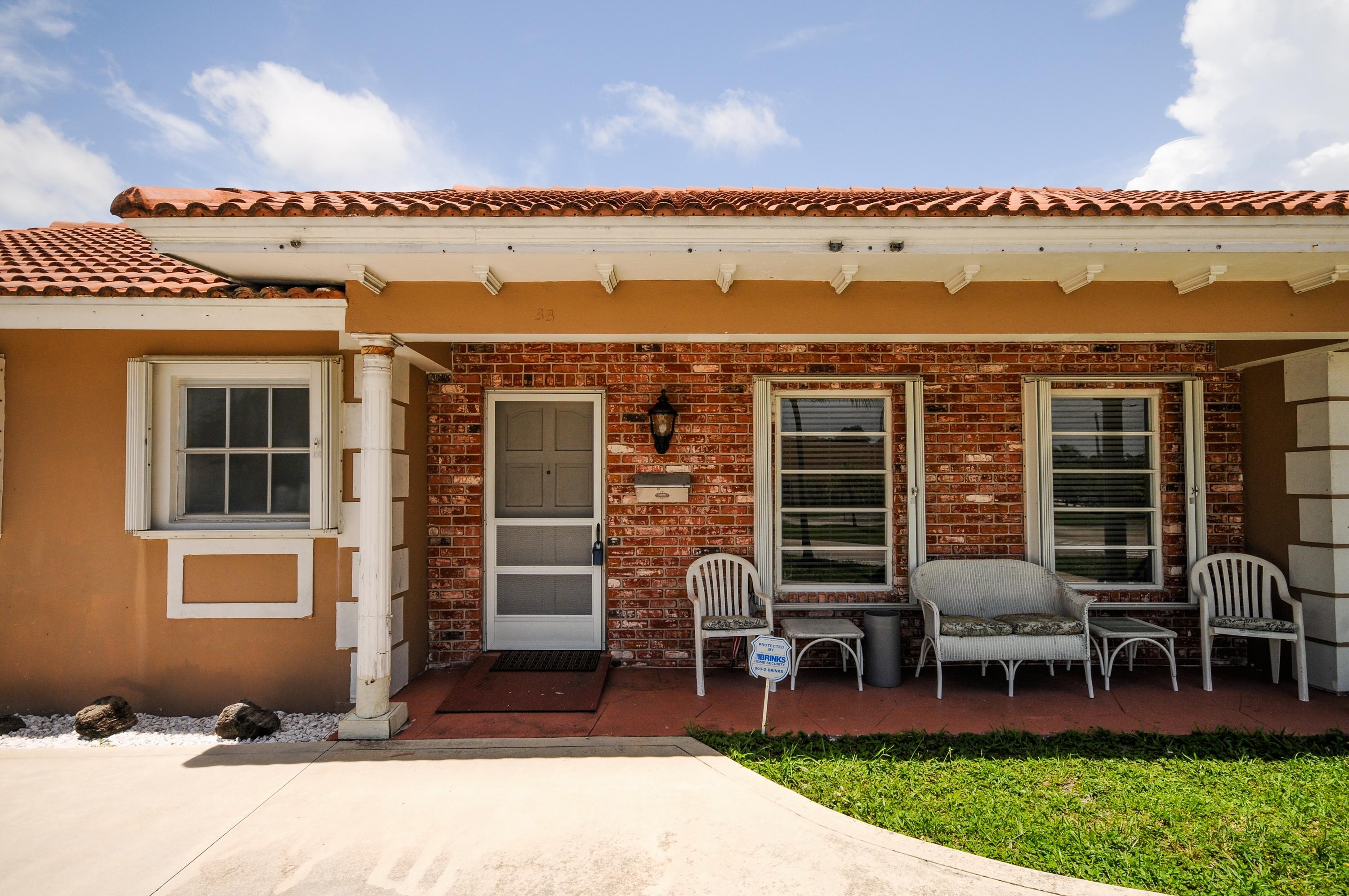 33 Southwest 12th Avenue Boca Raton, FL 33486 - Photo 3 of 25 Front Porch
