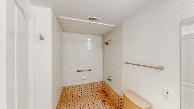 $1,750 | 3400 Welborn Street, Unit 306, Dallas, TX 75219