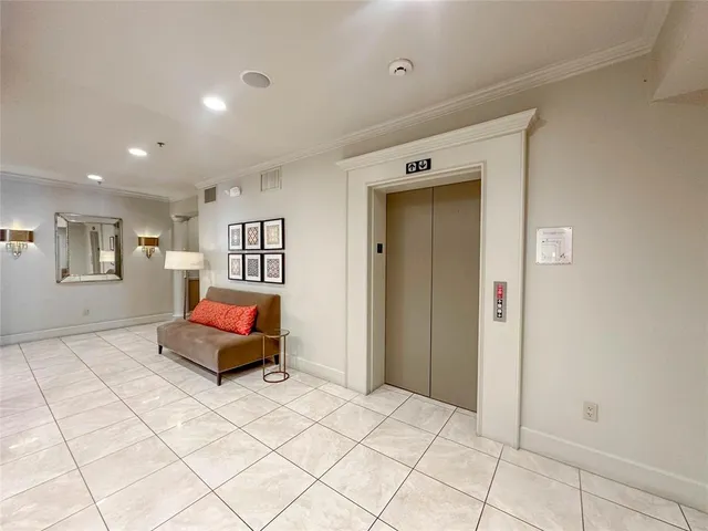 $1,750 | 3400 Welborn Street, Unit 306, Dallas, TX 75219