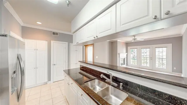 $1,750 | 3400 Welborn Street, Unit 306, Dallas, TX 75219