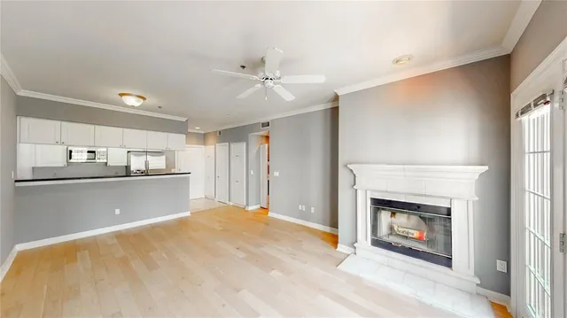 $1,750 | 3400 Welborn Street, Unit 306, Dallas, TX 75219