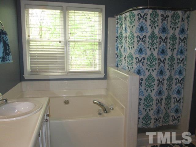 4908 Royal Adelaide Way Raleigh, NC 27604 - Photo 11 of 24 Gallery Image 11