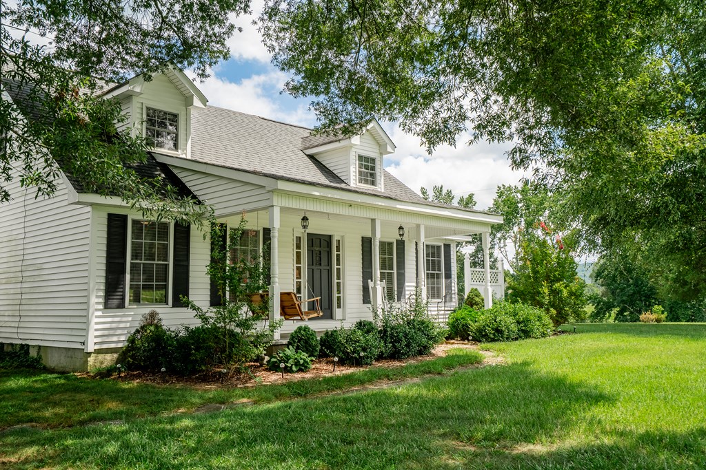 1414 Hickory Grove Road Ringgold, GA 30736 - Photo 8 of 64 Gallery Image 8