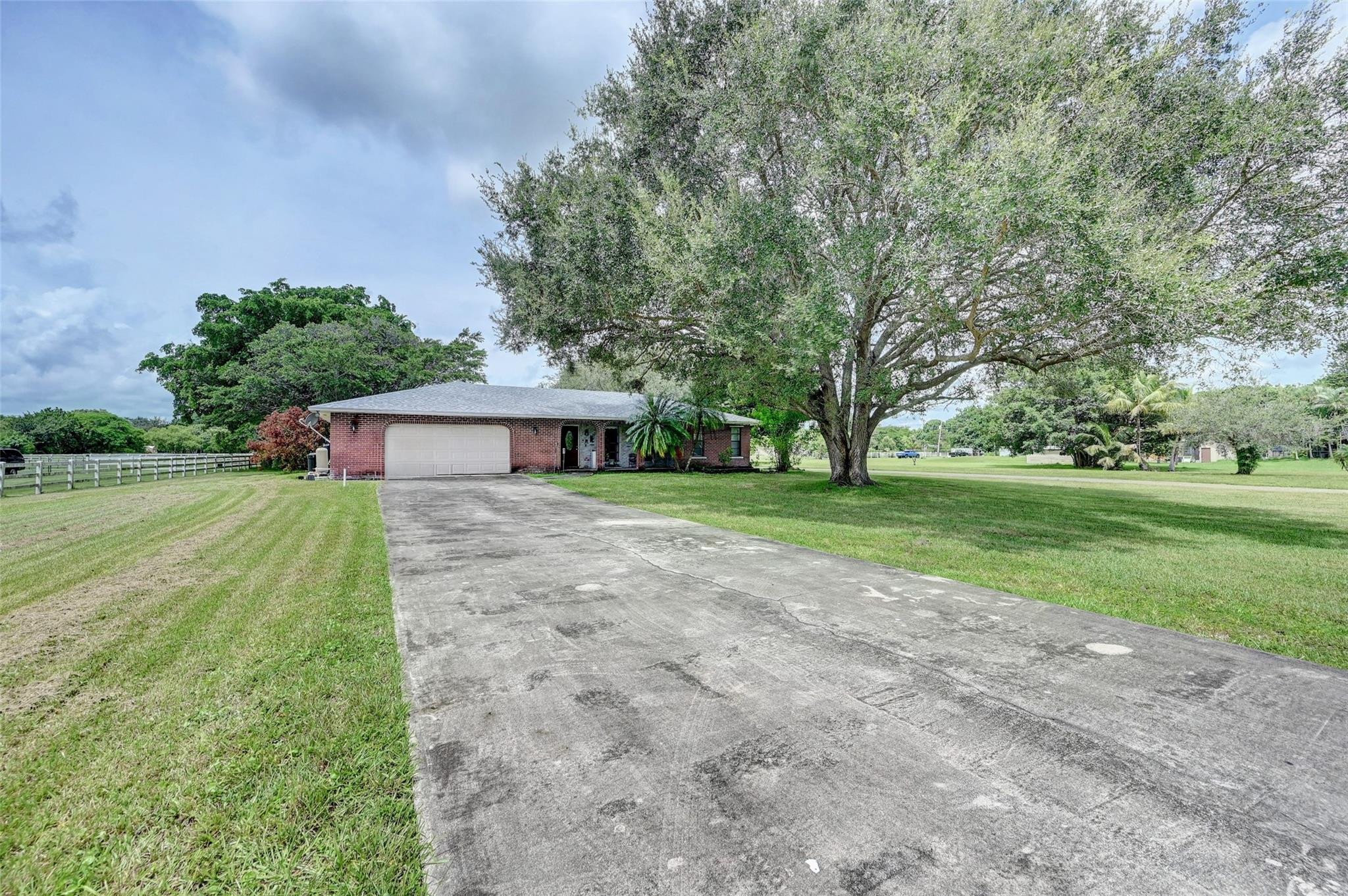 6921 Southwest 178th Avenue Southwest Ranches, FL 33331 - Photo 3 of 48 Photo 3