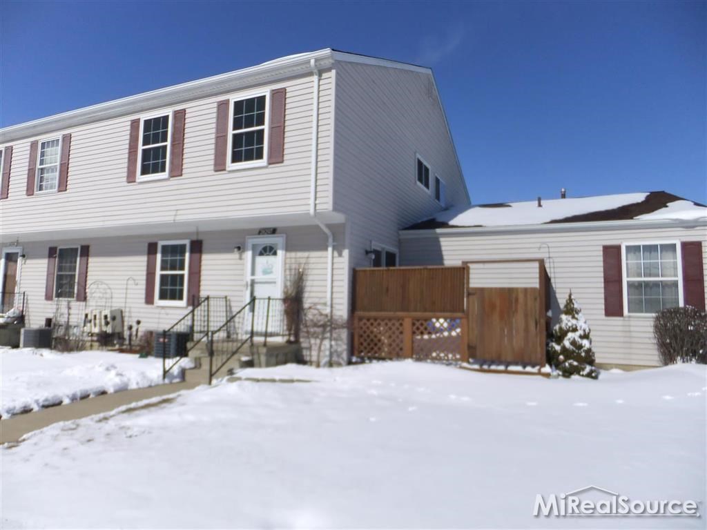 28297 Raleigh Crescent Chesterfield, MI 48051 - Photo 1 of 9
