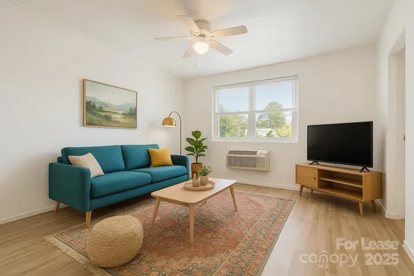 $825 | 200 York Street, Unit Q2, Chester, SC 29706