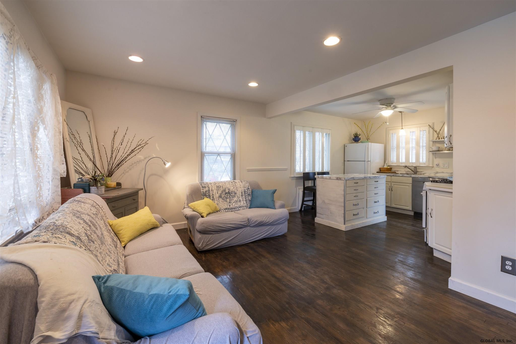2 Birch Tree Road Colonie, NY 12205 - Photo 5 of 21 Photo 5