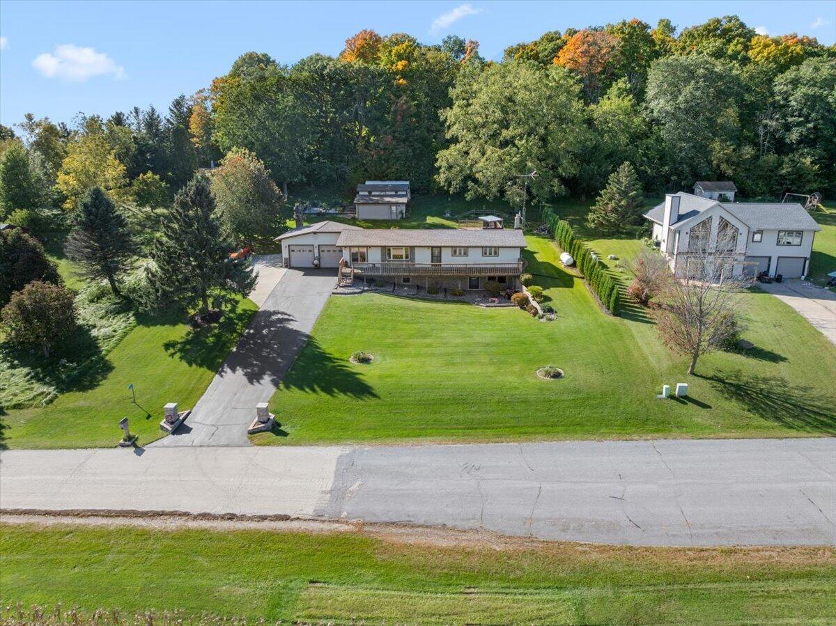 N3029 Ricardo Drive Rubicon, WI 53059 - Photo 2 of 69 BEAUTIFUL COUNTRY SETTING!