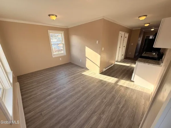 $1,200 | 92 Main Street, Unit UPPR, Corinth, NY 12822