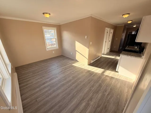 $1,200 | 92 Main Street, Unit UPPR, Corinth, NY 12822