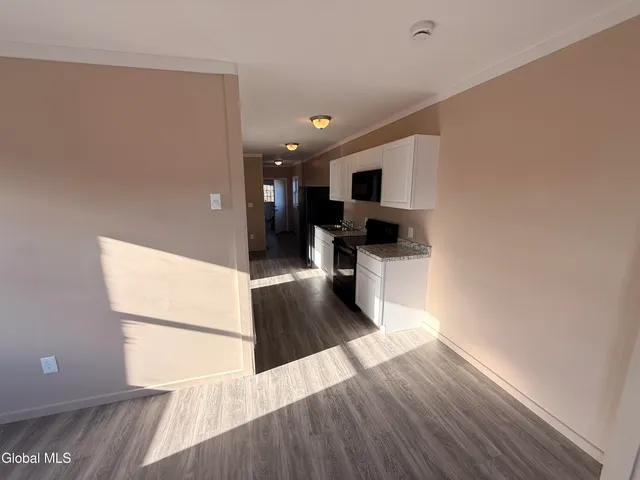 $1,200 | 92 Main Street, Unit UPPR, Corinth, NY 12822