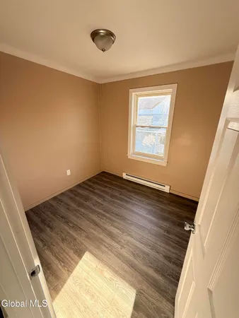 $1,200 | 92 Main Street, Unit UPPR, Corinth, NY 12822