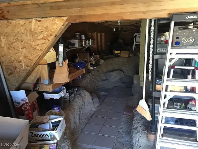 $325,000 | 1360 Wild Horse Run, Dyer, NV 89010