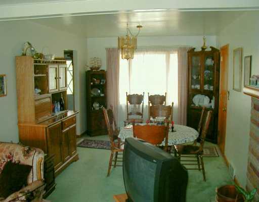 1820 Valley View Road Hermitage, PA 16148 - Photo 3 of 5 Dining Room.