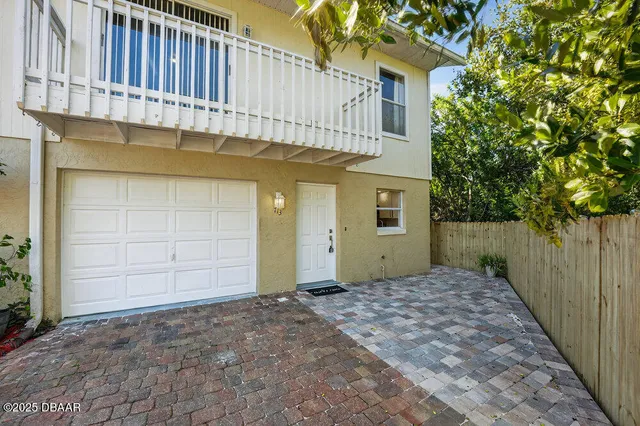 $2,225 | 713 Laurel Bay Circle, New Smyrna Beach, FL 32169