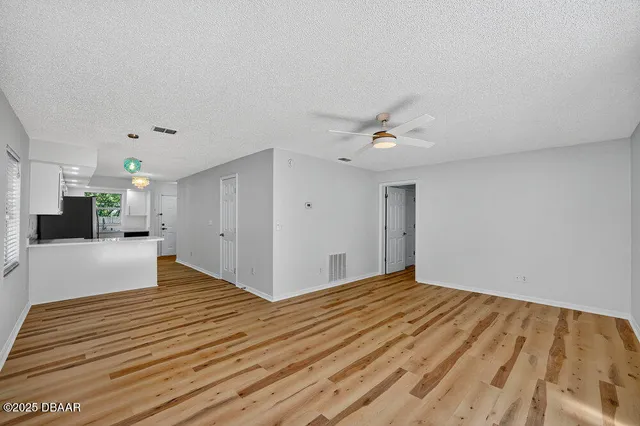 $2,225 | 713 Laurel Bay Circle, New Smyrna Beach, FL 32169