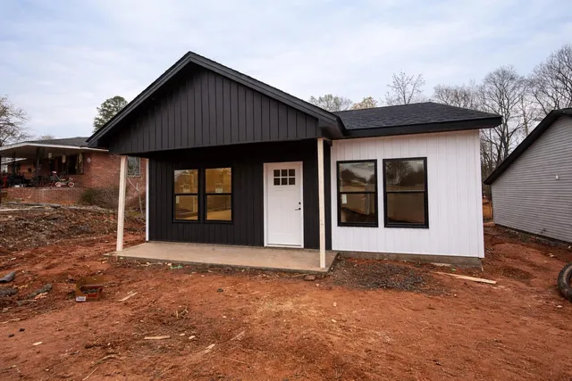 $214,900 | 20 Poplar Street, Woodruff, SC 29388