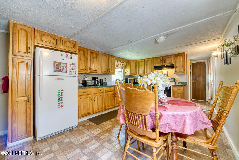 4061 Hidden Acre Road Middleburg, FL 32068 - Photo 4 of 17 Kitchen - View 2