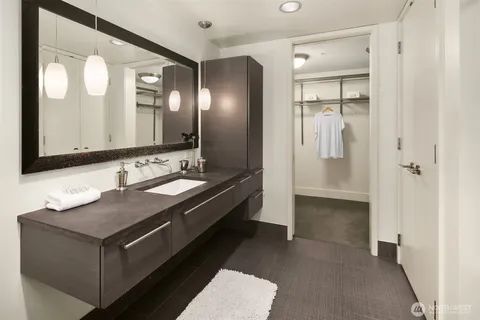 a view of living room washer and dryer