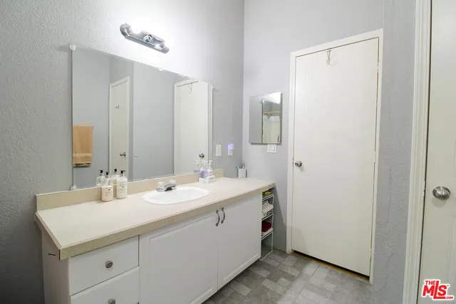 $220,000 | 3255 East E Avenue, Unit 91, Palmdale, CA 93550