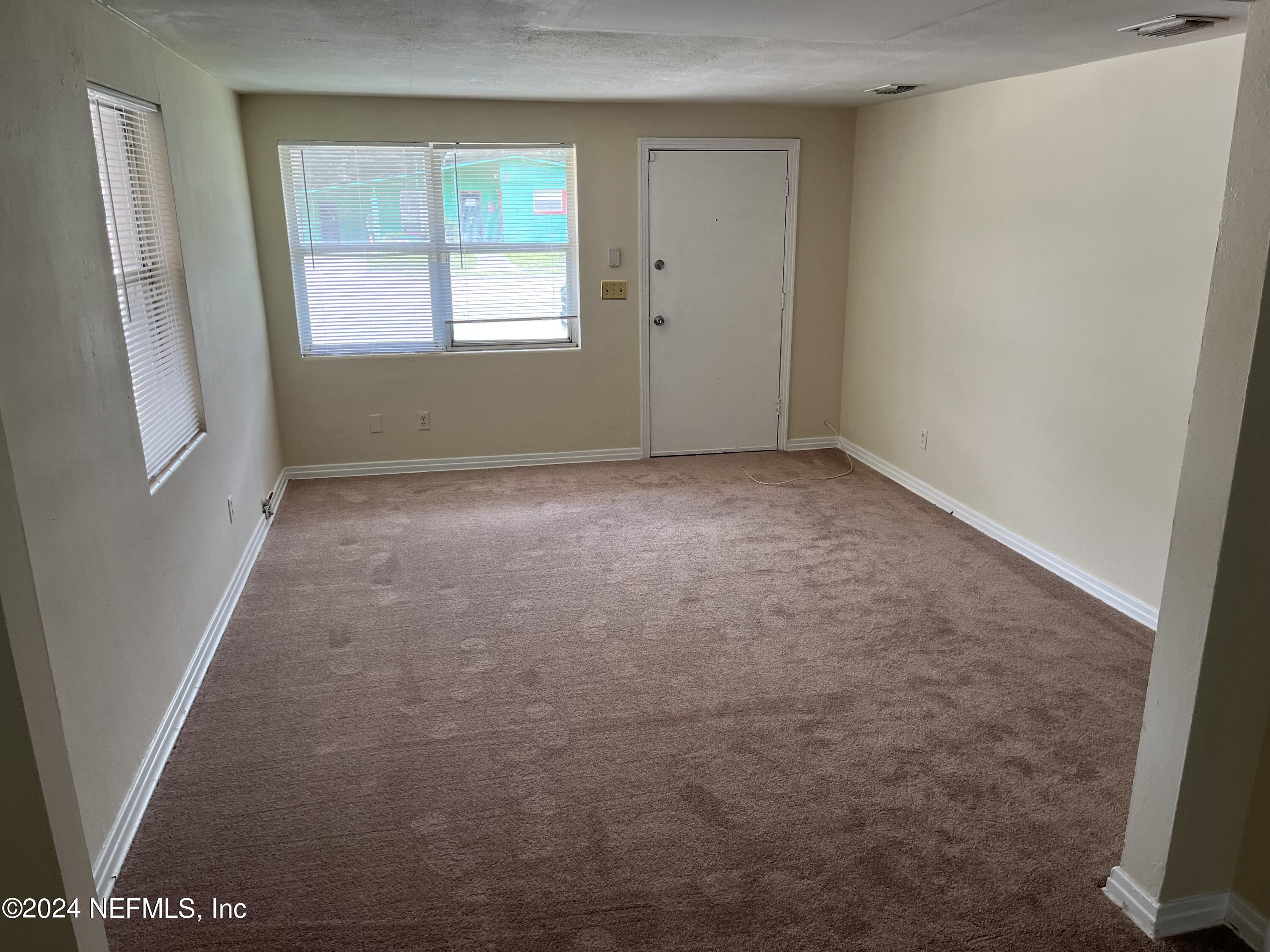 2414 Rogero Road Jacksonville, FL 32211 - Photo 5 of 13 Living room